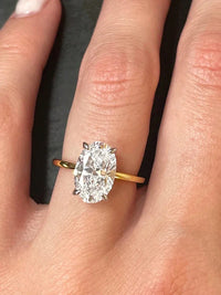 Gorgeous Oval Zircon Silver Ring™