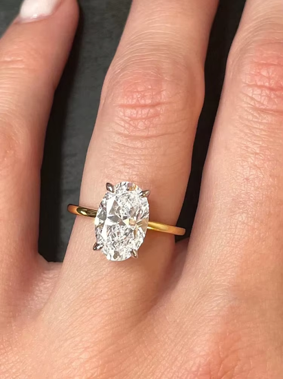 Luxury Oval Cut Promise Ring